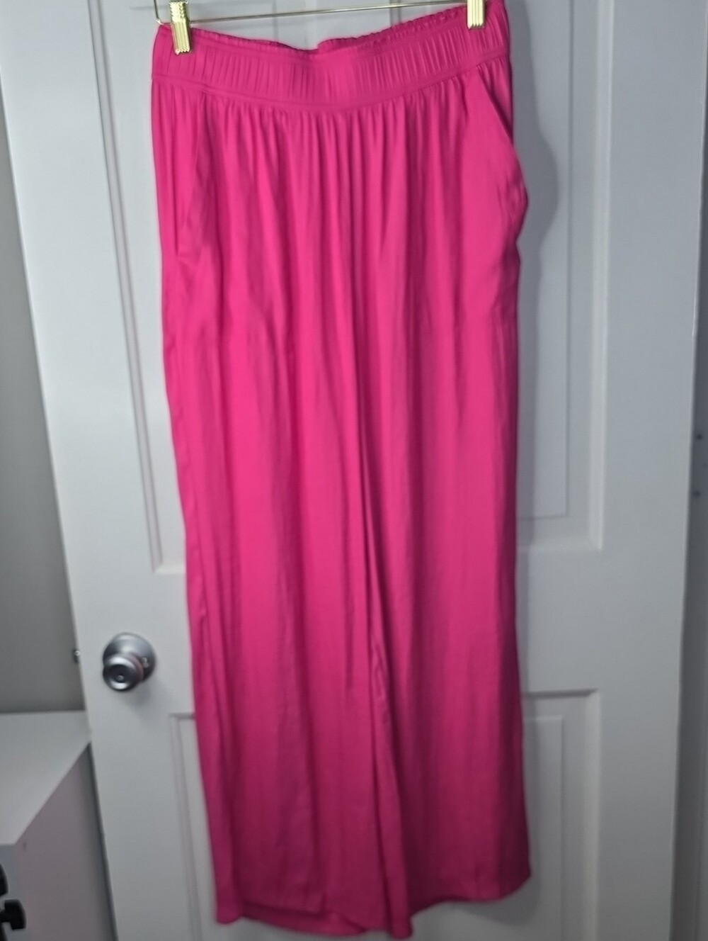 Wide Leg Elastic-Waist Pants in Fuchsia